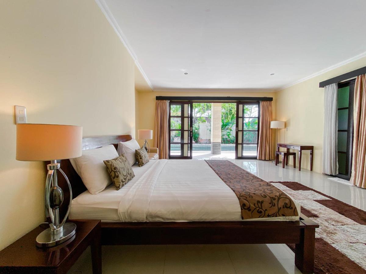 Cometa Villas Seminyak By Premier Hospitality Asia Exterior photo